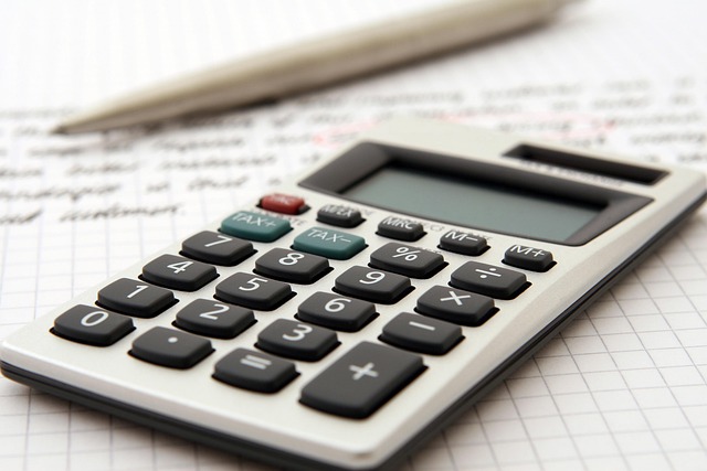 How does a 53-week year impact payroll, accounting, and budgeting?
